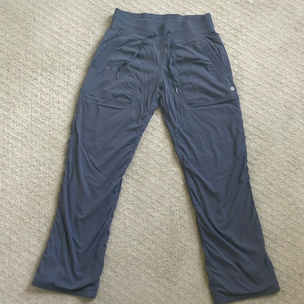 Dance Studio Lululemon pant, like new.